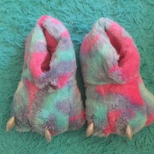Colorful Monster slippers!!❤️